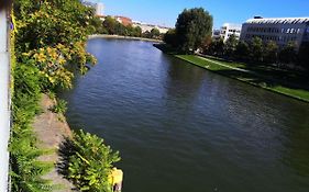 200Qm Loft For Friends And Family - On The Spree!