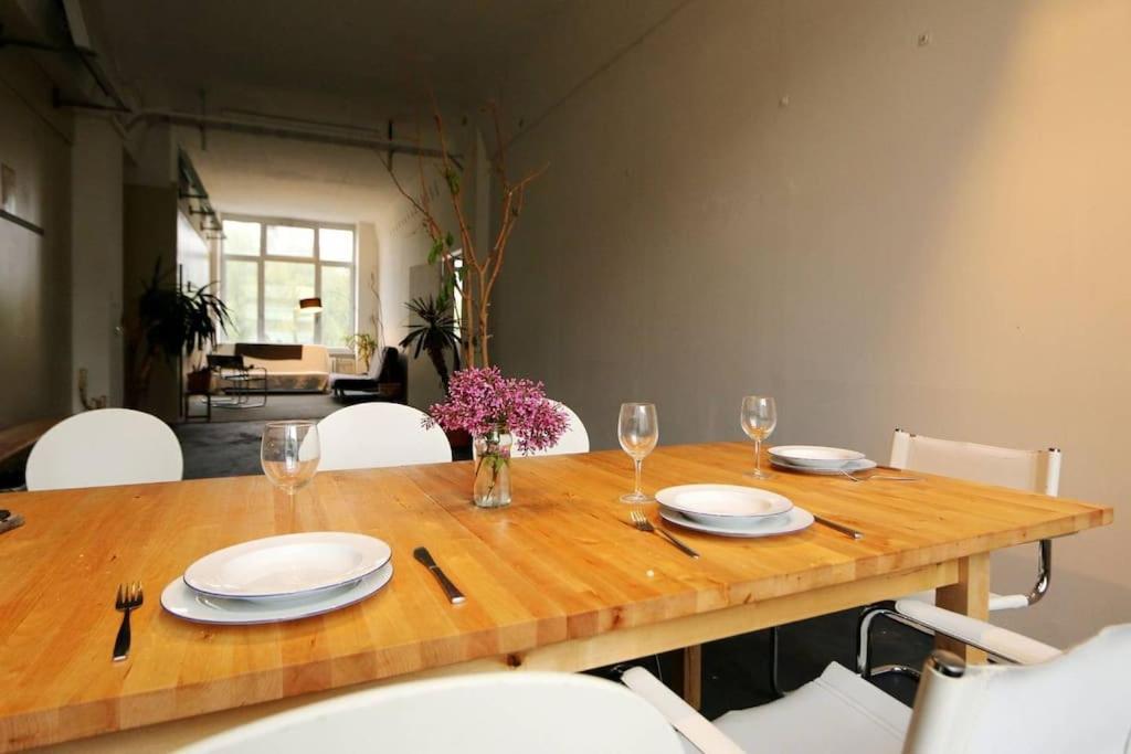 Ferienwohnung 200Qm Loft For Friends And Family - On The Spree! Berlin Exterior foto