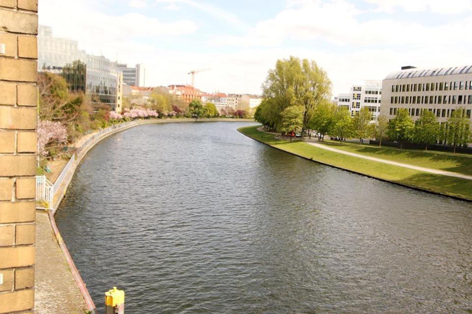 Ferienwohnung 200Qm Loft For Friends And Family - On The Spree! Berlin Exterior foto